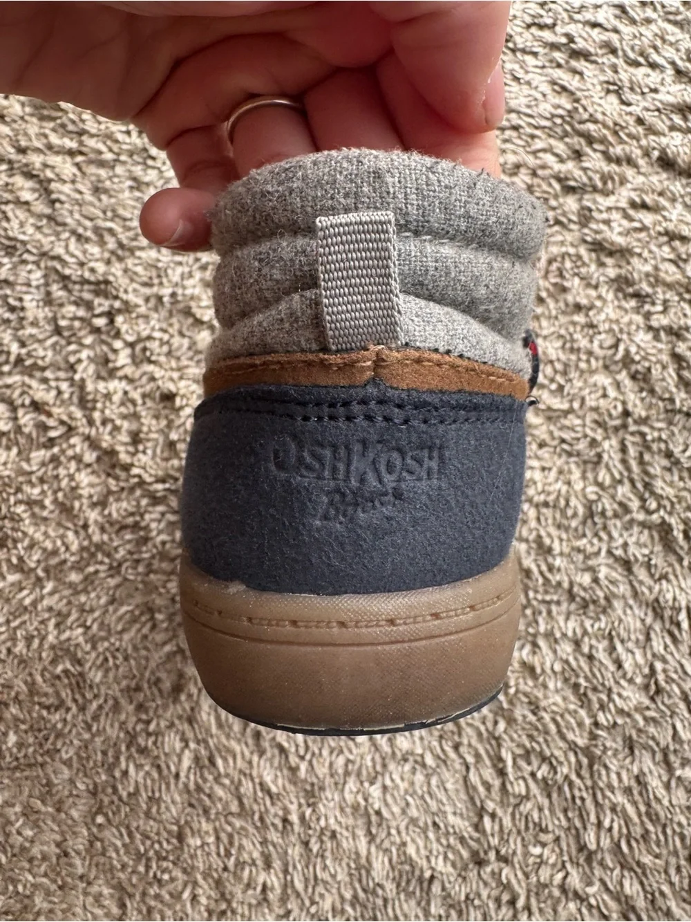 OshKosh B’gosh Toddler Hiking Boots Size 7M Brown Gray Lace-Up Shoes